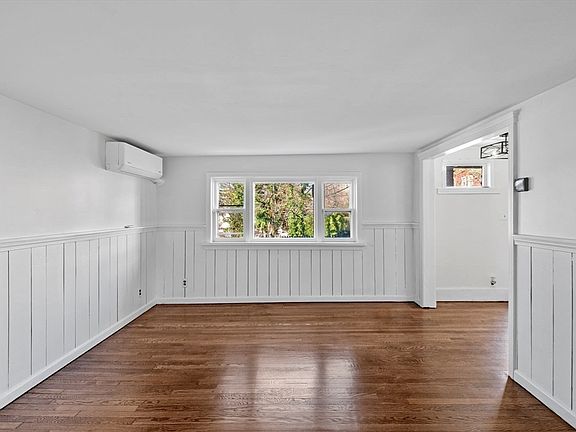 2nd image of 268 Walnut St