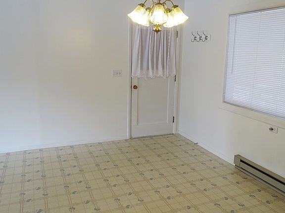 3rd image of 303 N 6th St W