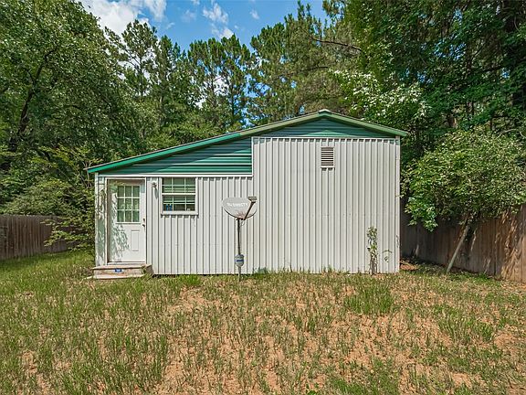 2nd image of 477 Canadian Dr