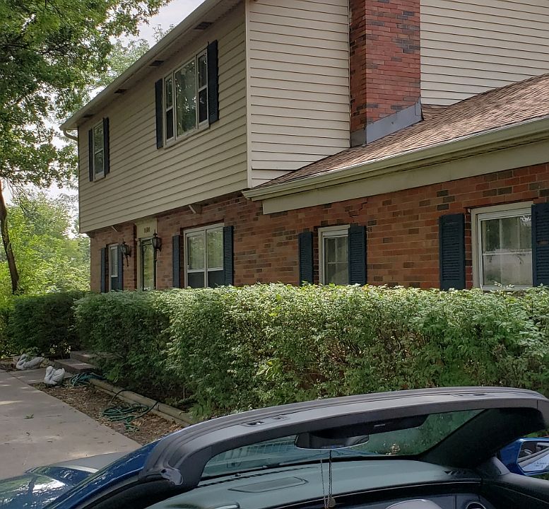 1st image of 9500 Foster St