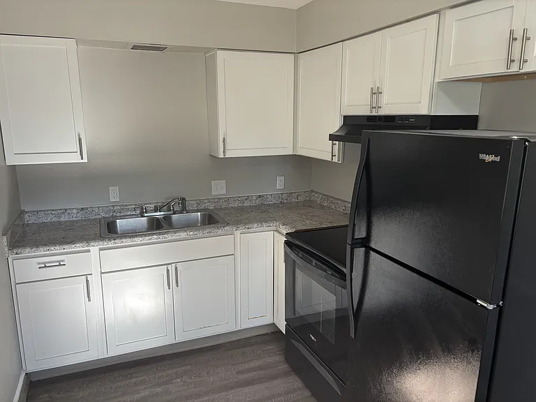 2680 Woodward Ave SW #6 — Photo 3