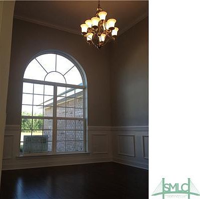 3rd image of 87 Broad Leaf Road
