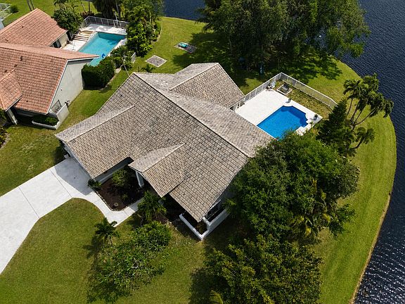 4th image of 6031 Wedgewood Village Circle