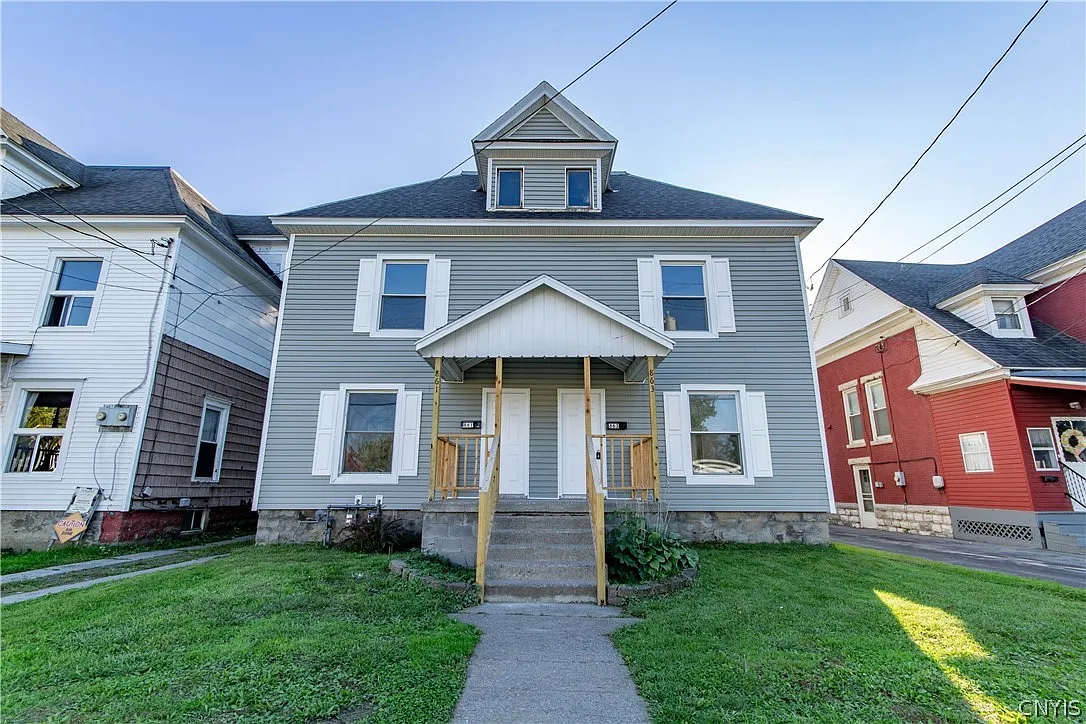 2 bed, 1.5 bath, 2738 sqft, $1,150 — Photo 3