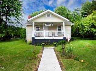 2607 Buffat Mill Rd, Knoxville, TN 37917