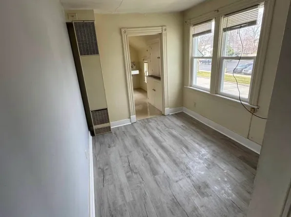 200 S Erie St #3, Bay City, MI 48706
