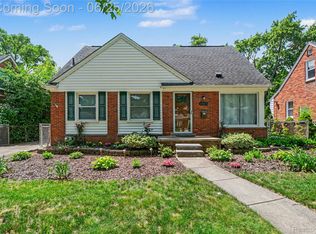 4427 Groveland Ave, Royal Oak, MI 48073