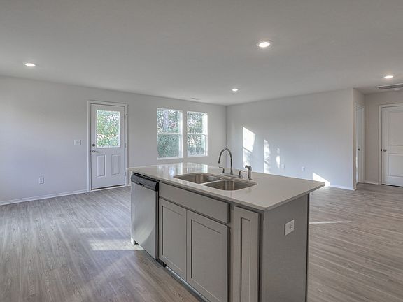 4th image of 673 Cedar Brook Dr Lot 114