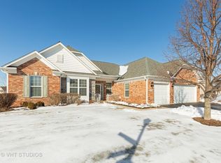 2461 Vista Trl, Elgin, IL 60124