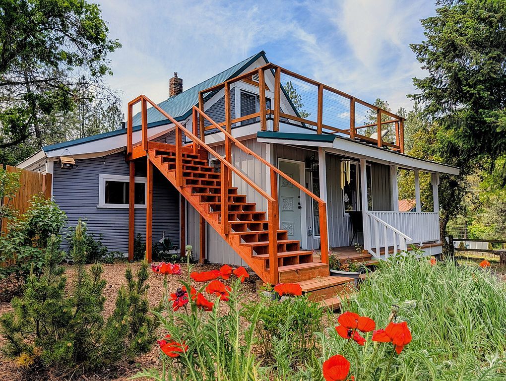 1418 S Milton St - Property Image