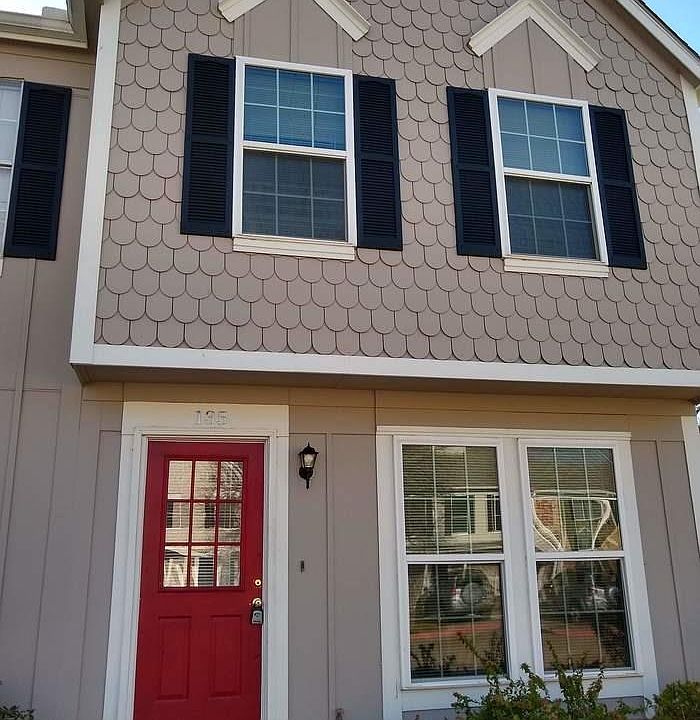 1st image of 135 Winchester Dr