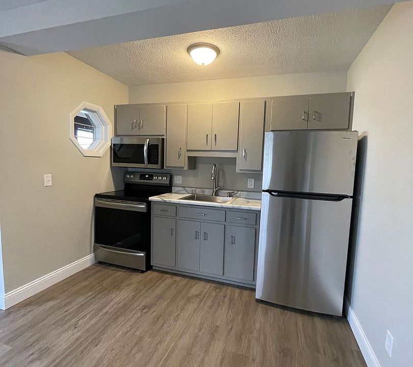1st image of 815 W Columbia St #1