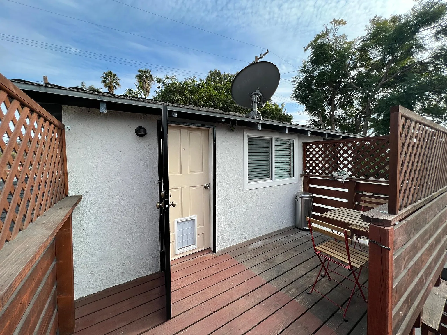 Studio, 400 sqft, $1,950 — Photo 2
