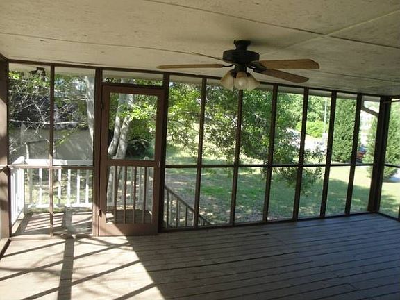 4th image of 3633 Winding Trail Dr