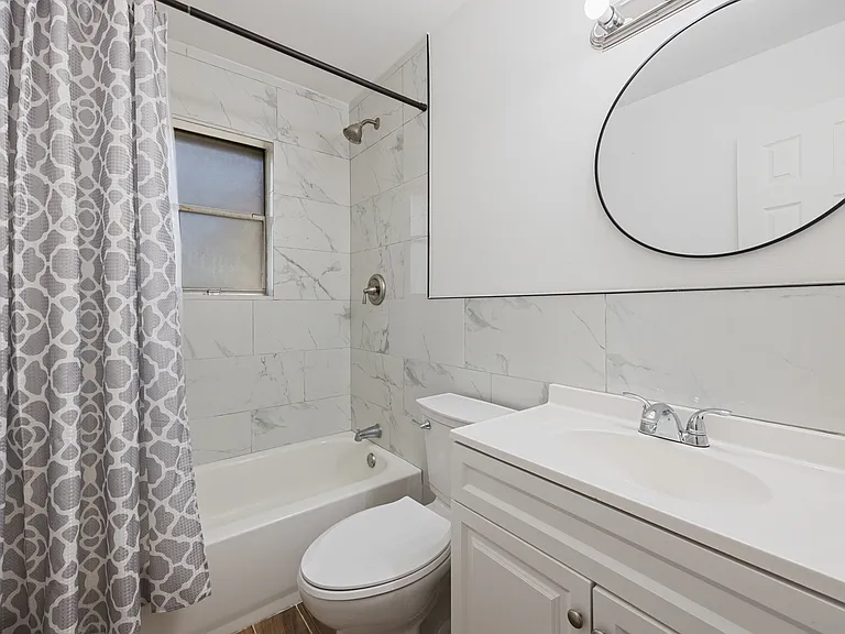 3827 Vineyard Dr — Photo 8