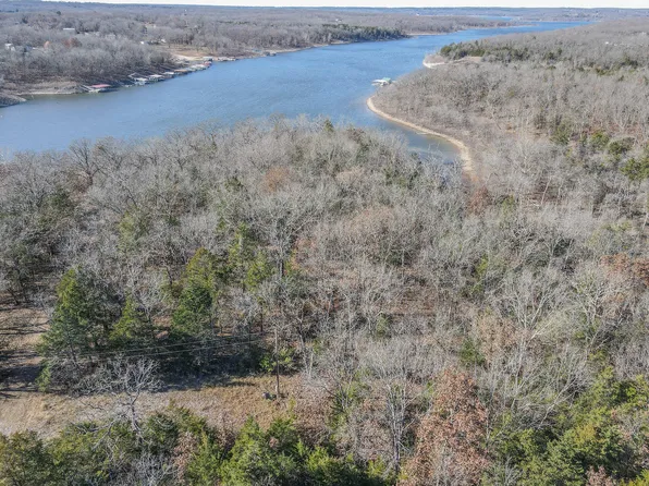 000 County Road 292a, Pittsburg, MO 65724