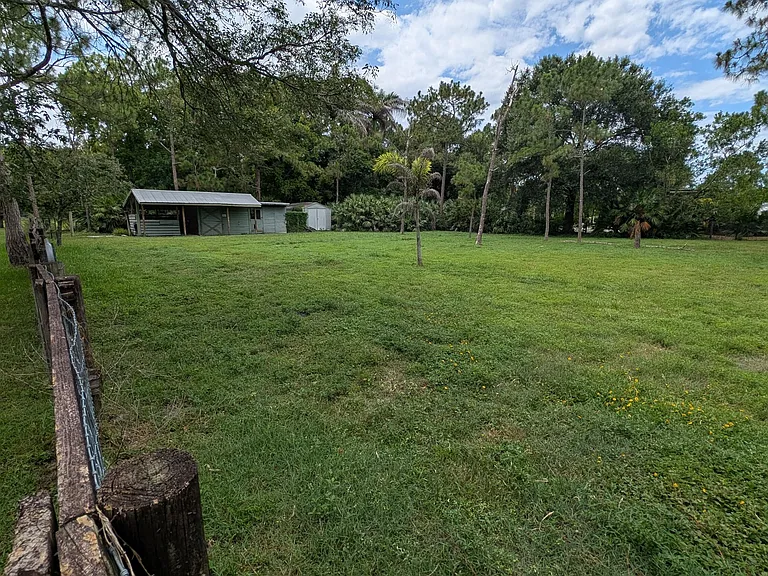 10173 150th Ct N — Photo 24