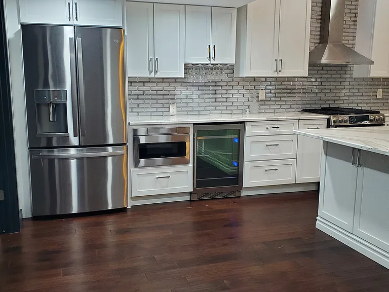 110 Clark St #3 — Photo 1