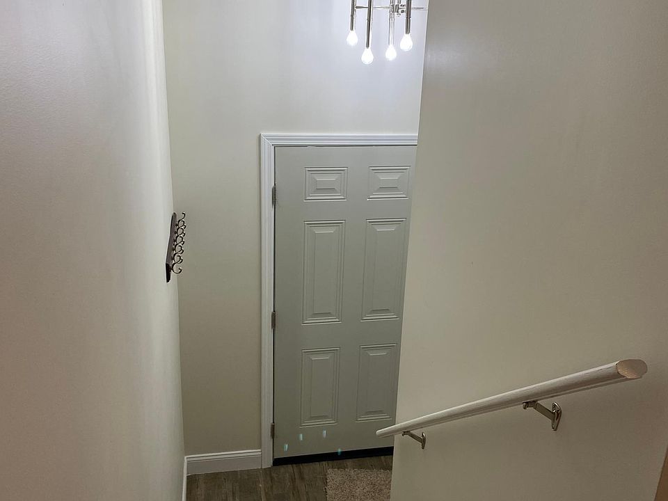 1st image of 94 Cedarcrest Ct #1