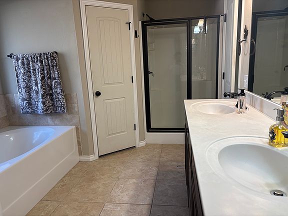 2nd image of 2505 Caribou Ct