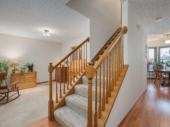 5th image of 5668 Duchess Ct
