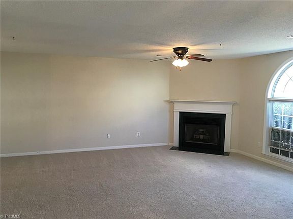 4th image of 3721-1C Morris Farm Dr