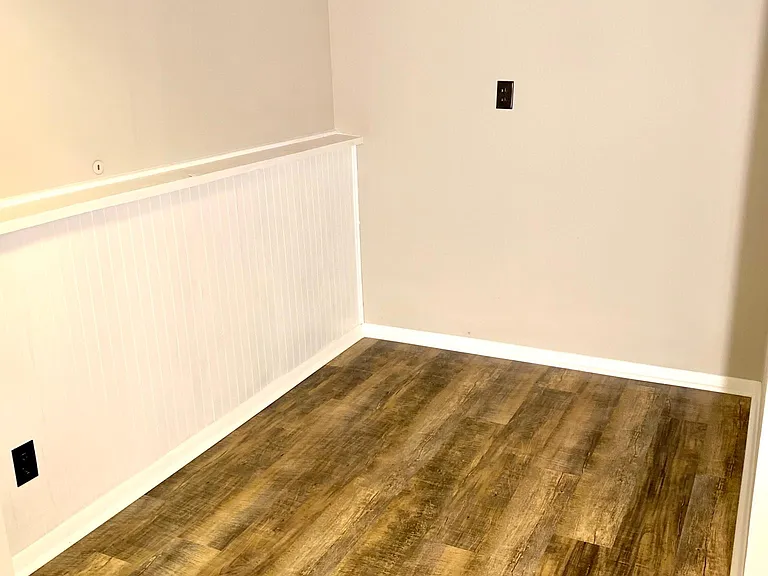 1891 Fernwood Pl — Photo 14