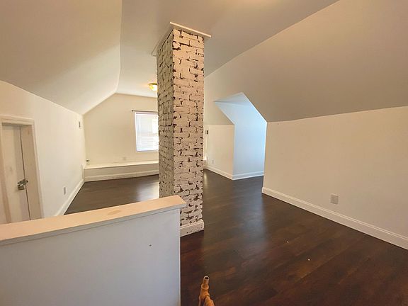 4th image of 45 Carolina Ave #2