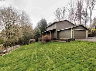509 East St, Scotts Mills, OR 97375