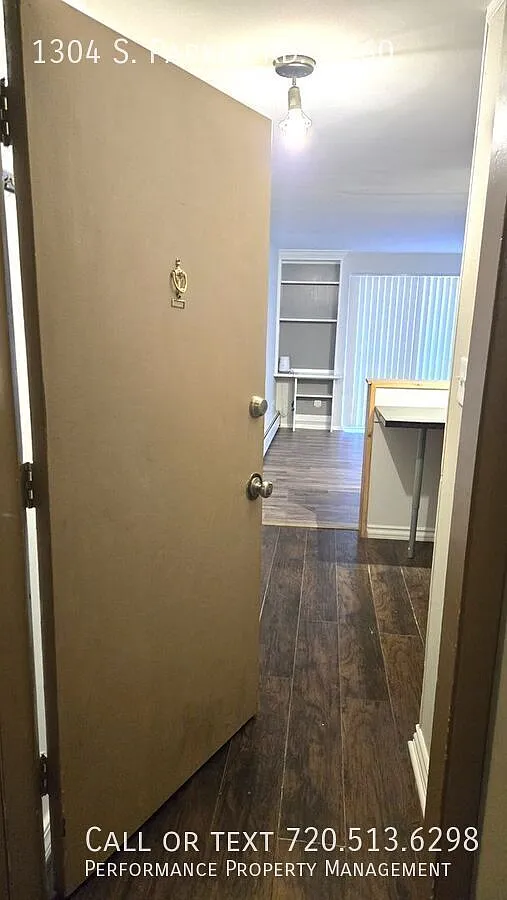 **1 Bedroom, 1 Bathroom Newly Renovated Condo** — Photo 3