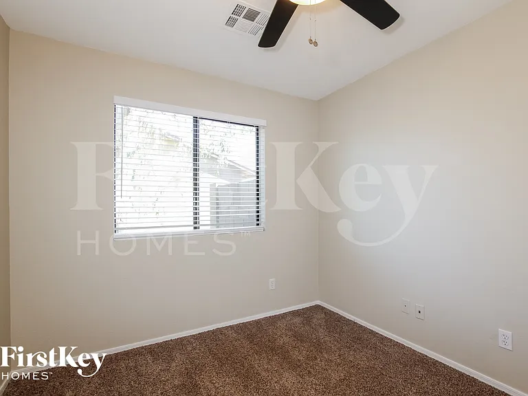 2733 W Villa Rita Dr — Photo 13