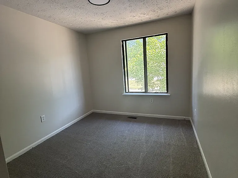 30 Keepsake Pl — Photo 3
