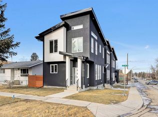 140 S 25th Ave NE, Calgary, AB T2E 1X8