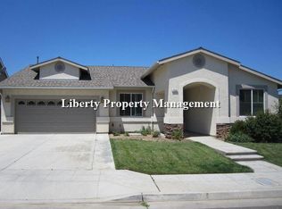 7069 N Dante Ave, Fresno, CA