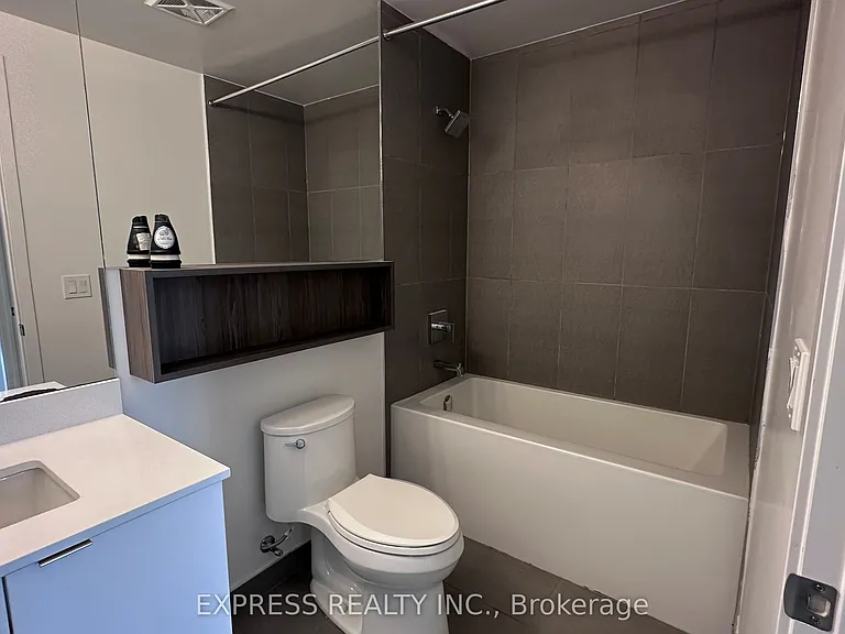 121 Lower Sherbourne St #1648 — Photo 14