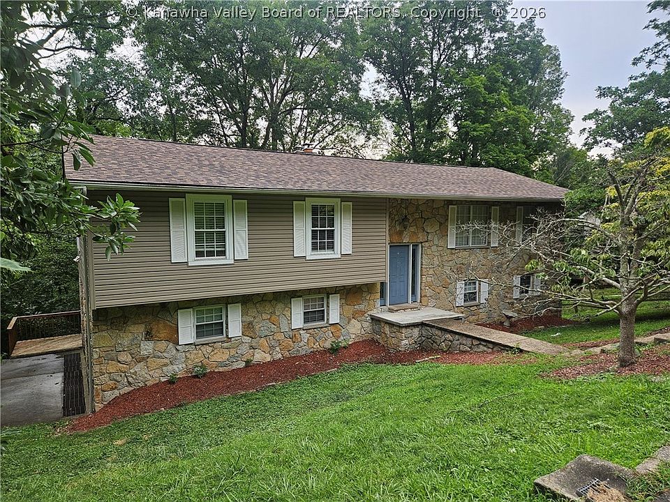1st image of 109 Ridgewood Forest Rd