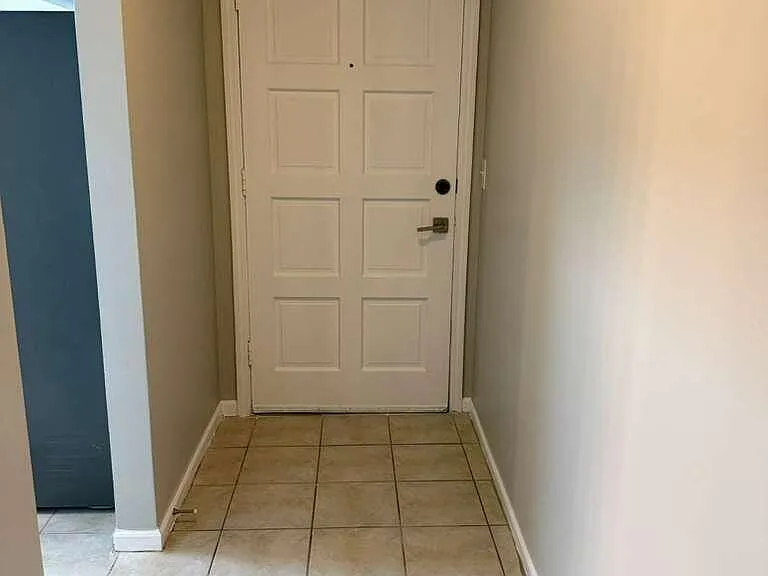 3864 La Mirada Dr N #6 — Photo 3