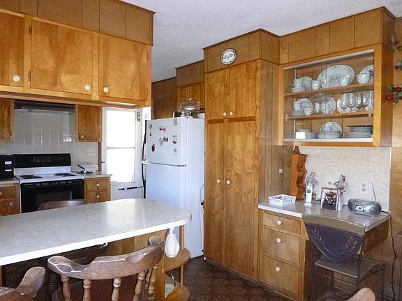 4th image of 228 Darlington Dr