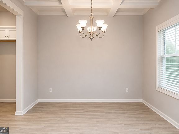 5th image of 235 Flatcreek Dr
