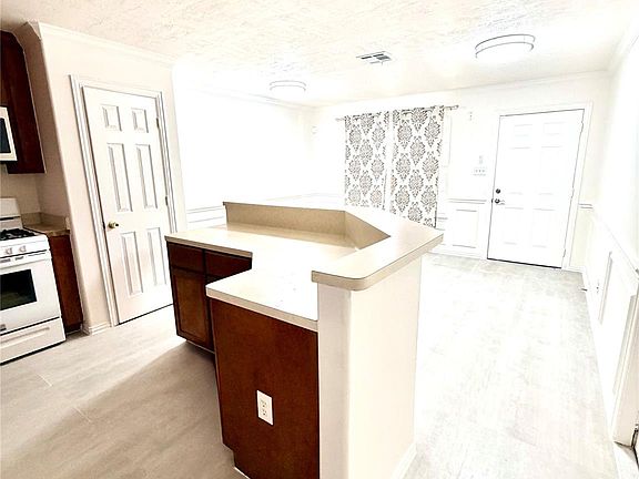 5th image of 12502 Venus Park Ln