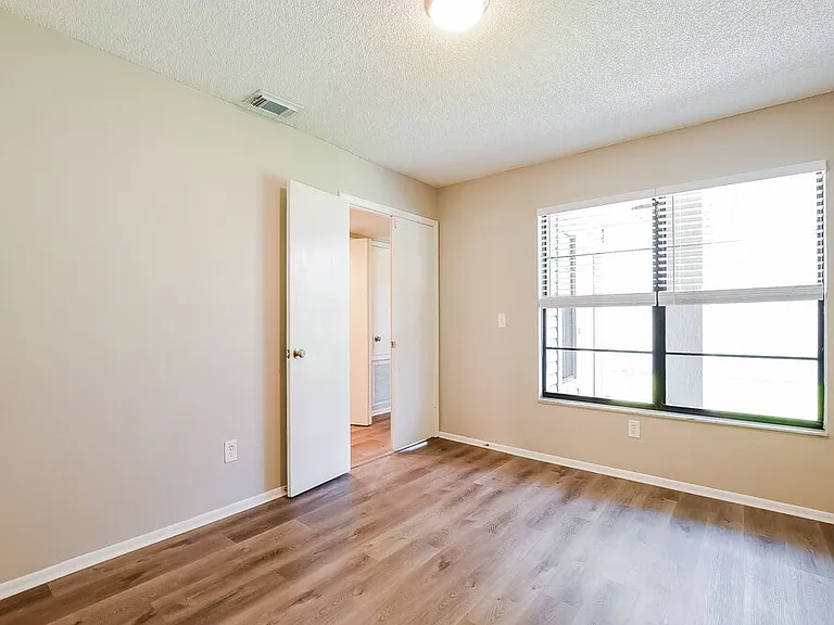 472 Amethyst Way — Photo 15