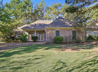 115 Greenridge Dr, Madison, MS 39110