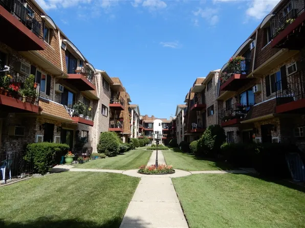 5301 N Delphia Ave, Chicago, IL 60656