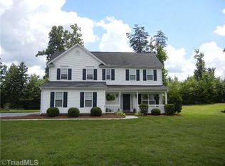 6925 Channel Forest Rd, Belews Creek, NC 27009