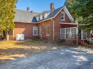 219 Oak St, Lewiston, ME 04240