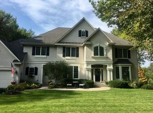 6379 Oxbow Bnd, Chanhassen, MN 55317