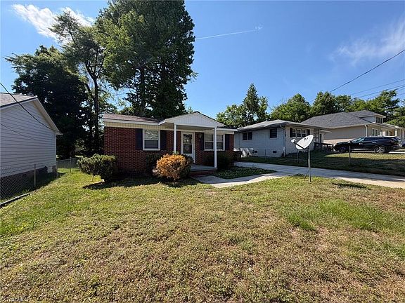 3rd image of 1706 Alice Ave