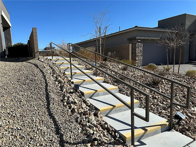 12488 Primrose Grove Ln — Photo 4