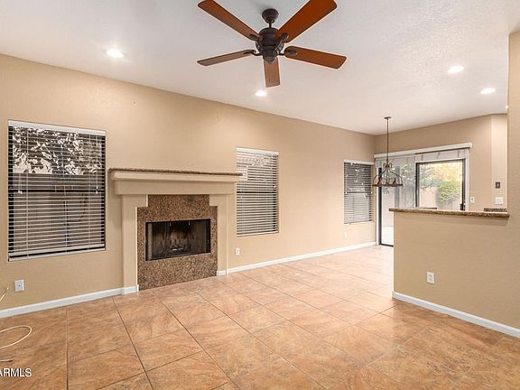 4th image of 4584 W Dublin St