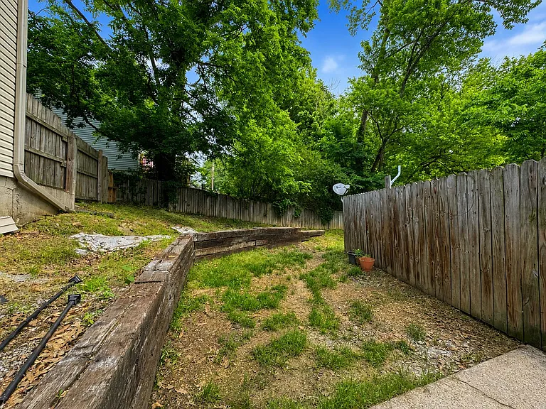 2315 Byers St — Photo 17